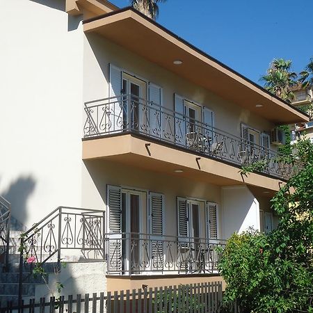 Apartments Forte Mare Herceg Novi Exterior photo