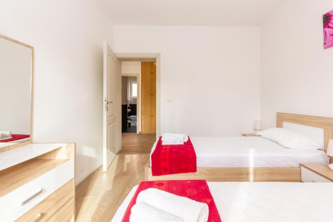 Apartments Forte Mare Herceg Novi Exterior photo