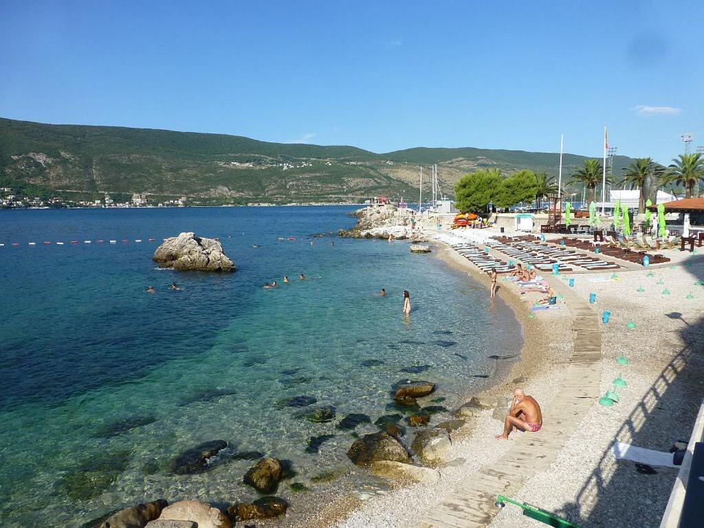 Apartments Forte Mare Herceg Novi Exterior photo